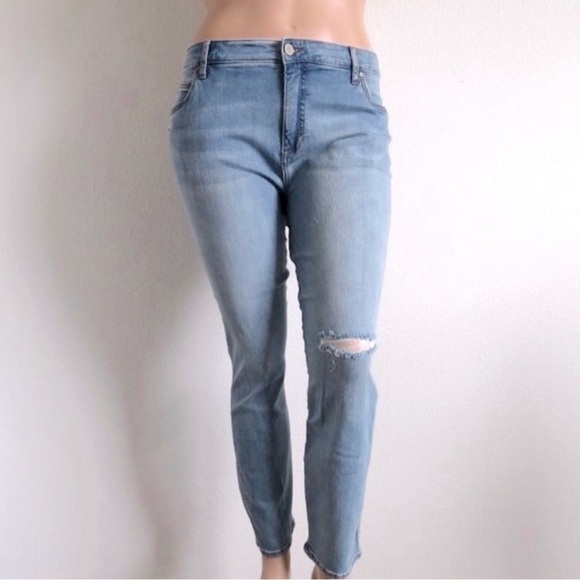 KUT from the KLOTH Jeans Women Cigarette Leg Skinny Distressed Plus Size 20W NWT - Picture 3 of 3